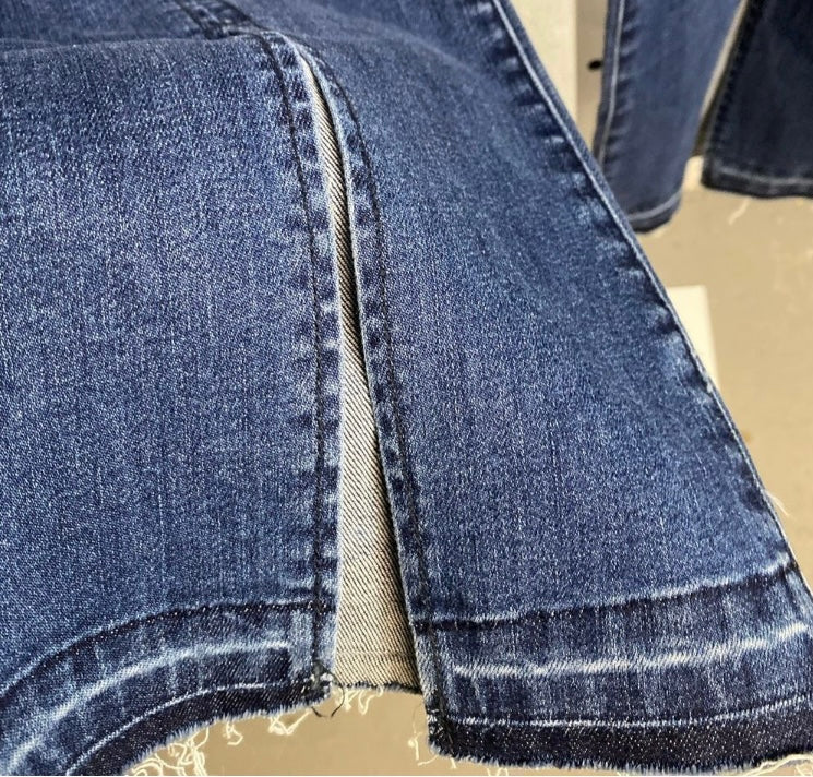 LIVERPOOL Hannah Flare Jeans *Size 26