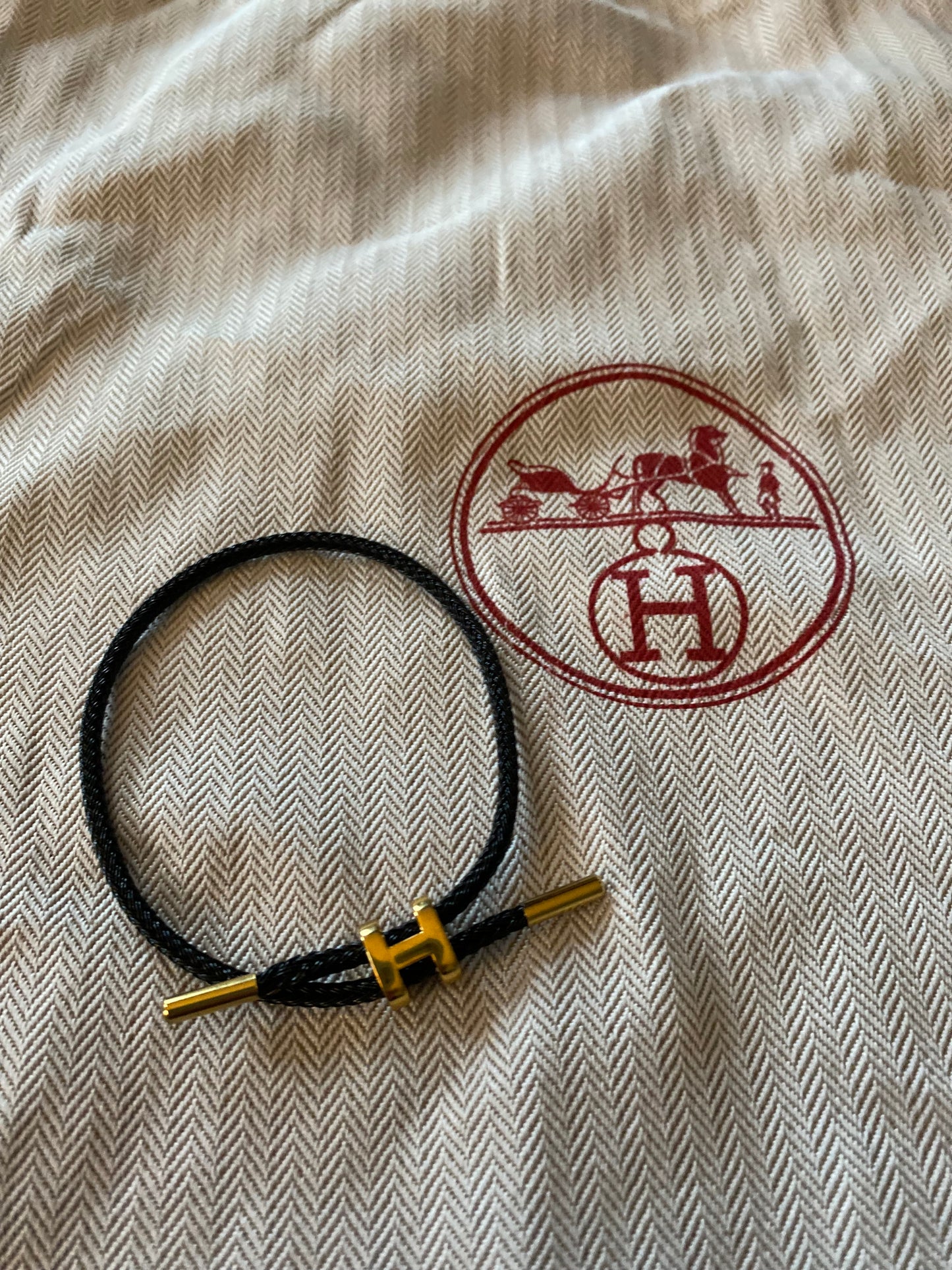 BOUTIQUE H Rope Bracelet in Black