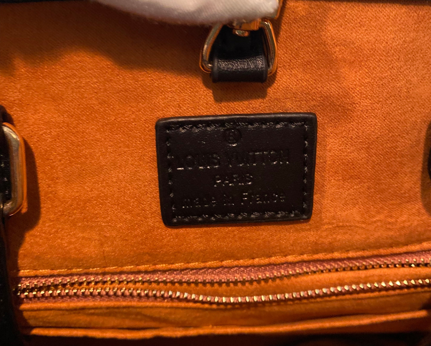 LV Onthego MM Black Bag *Size M