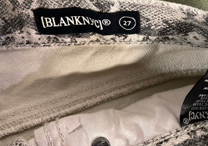 BLANK NYC Snakeskin Jean Skirt *Size 27