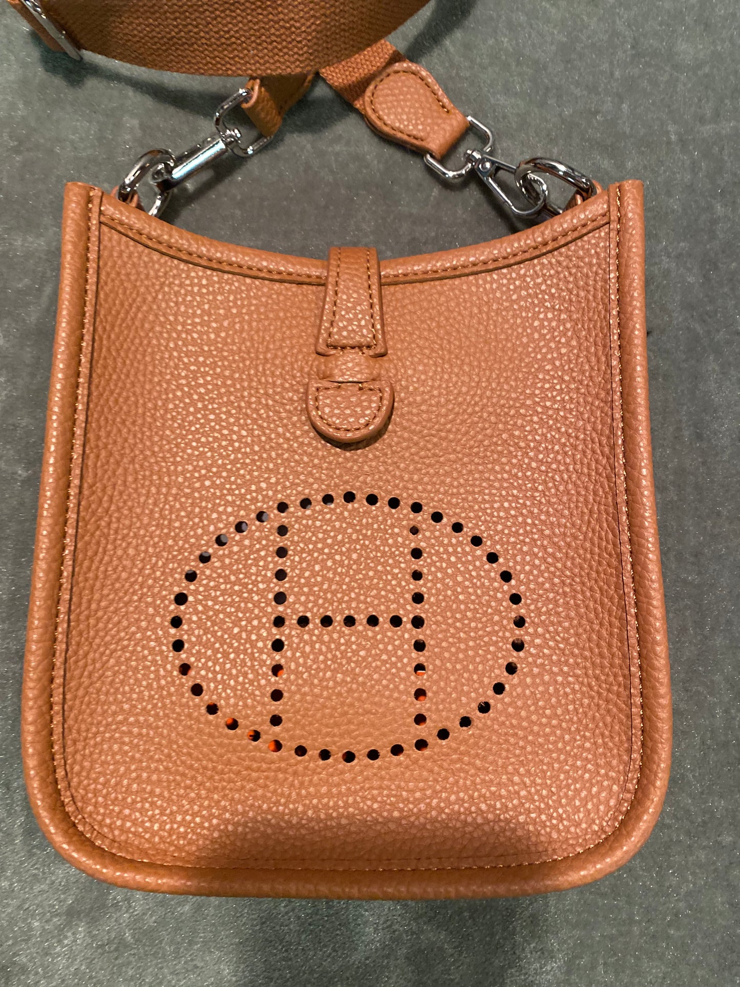 H Crossbody bag