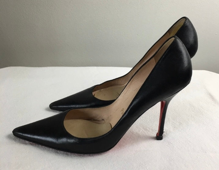 CHRISTIAN LOUBOUTIN Classic Heels *Size 39.5