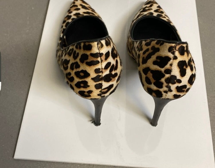 ALICE + OLIVIA Leopard Print Heels *Size 7