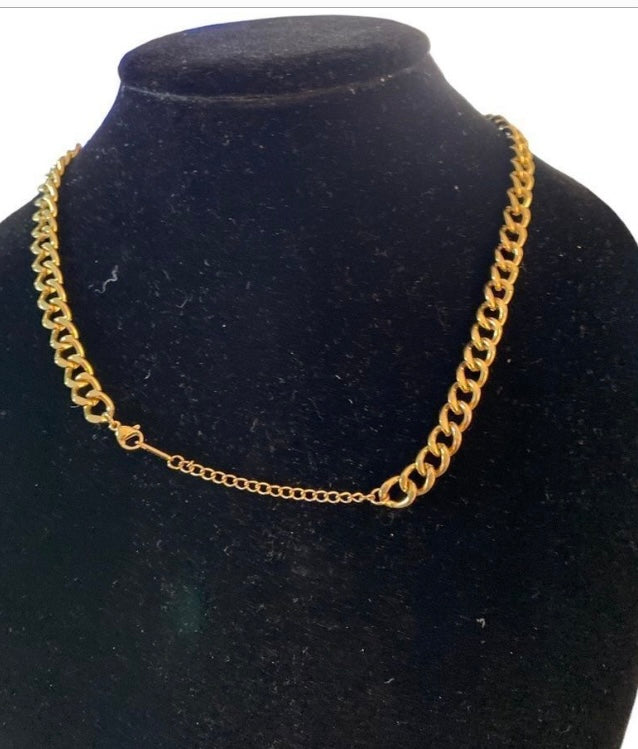 Double D Initial Gold Chocker Necklace