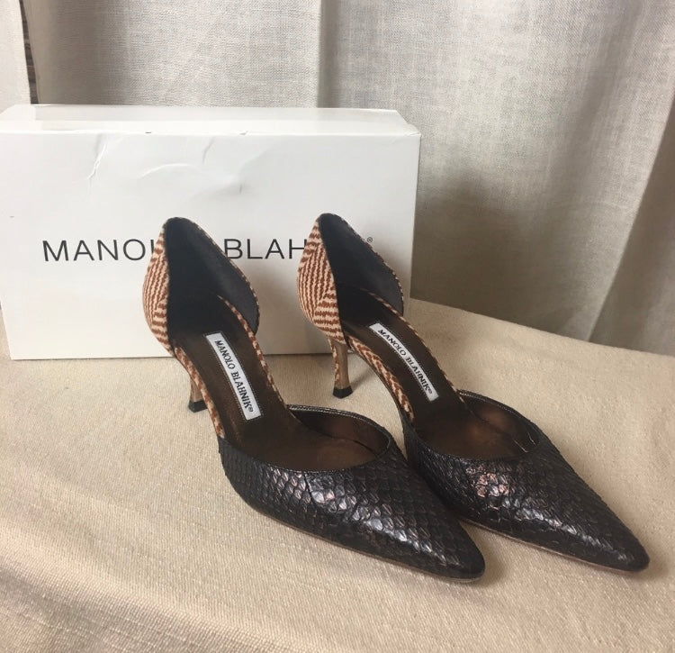 MANOLO BLAHNIK Herringbone Wool Heels *Size 7.5