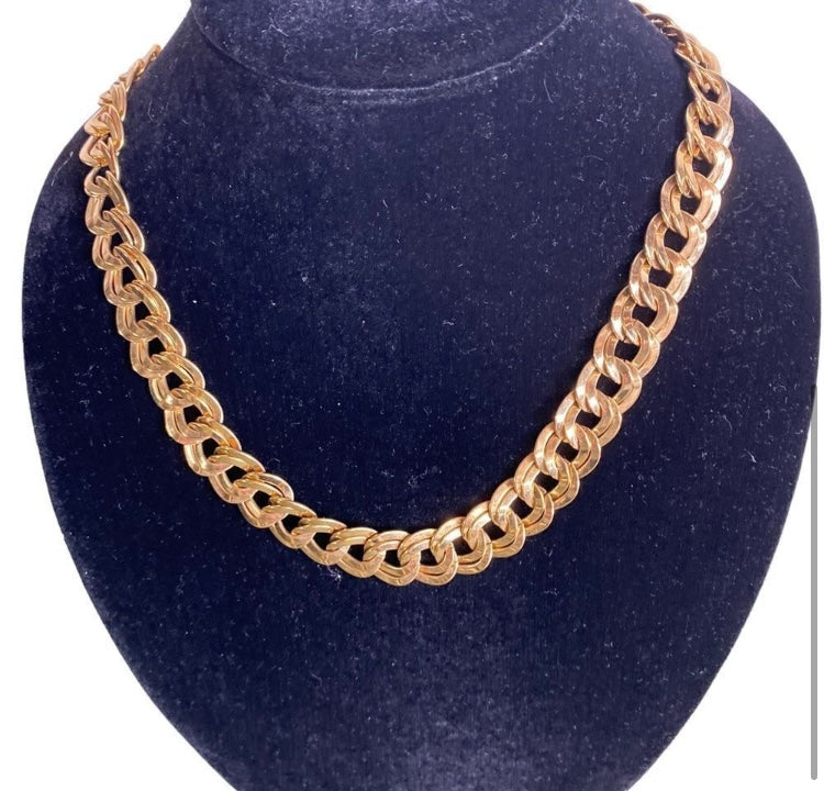 LUXIE BOUTIQUE Gold Link Choker Chain