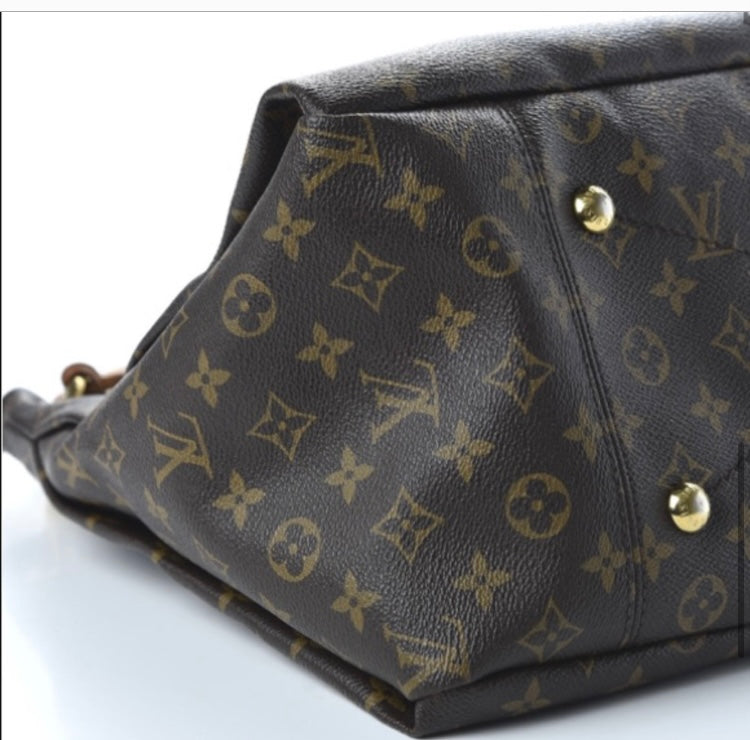 LOUIS VUITTON ARTSY Bag