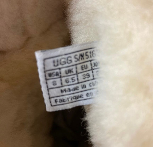 UGG Upside High Sherpa Boots *Size 8