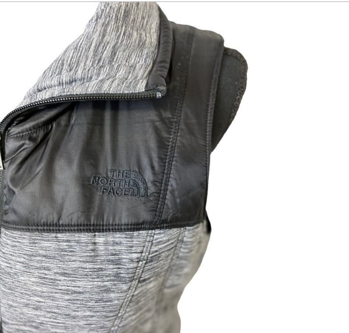 THE NORTH FACE Gray Vest  *Size S