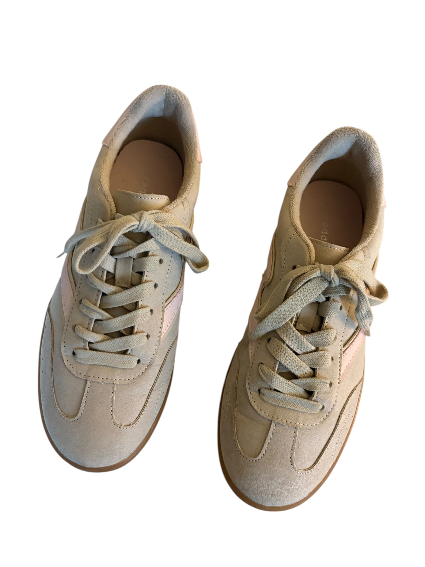 MADDEN GIRL Suede Cream Sneakers