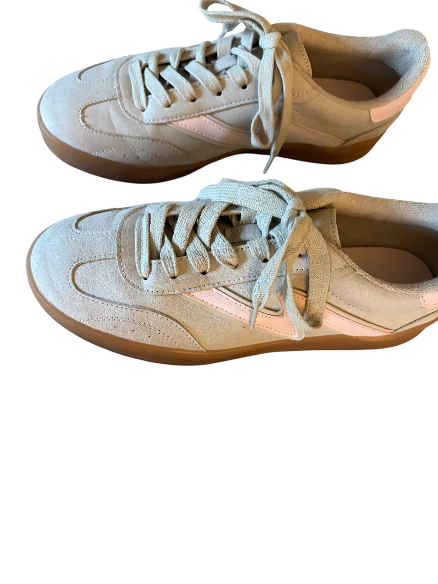 MADDEN GIRL Suede Cream Sneakers