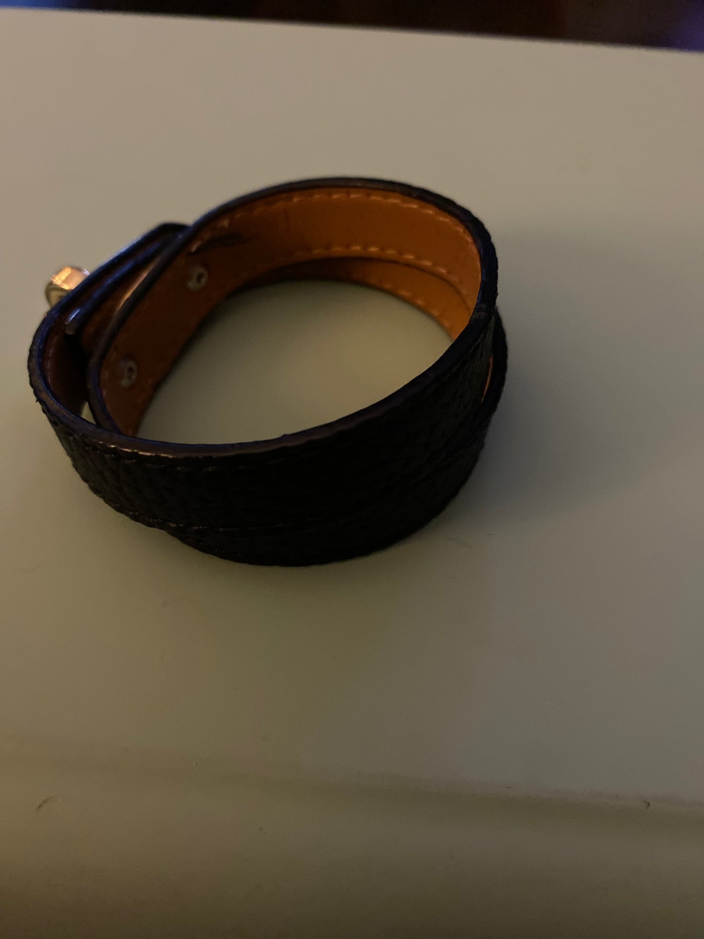 BOUTIQUE H Leather Wrap Bracelet