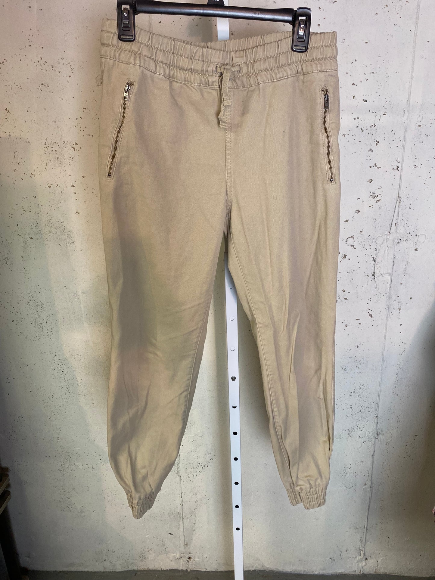 ARITZIA TNA Khaki Joggers *Size M