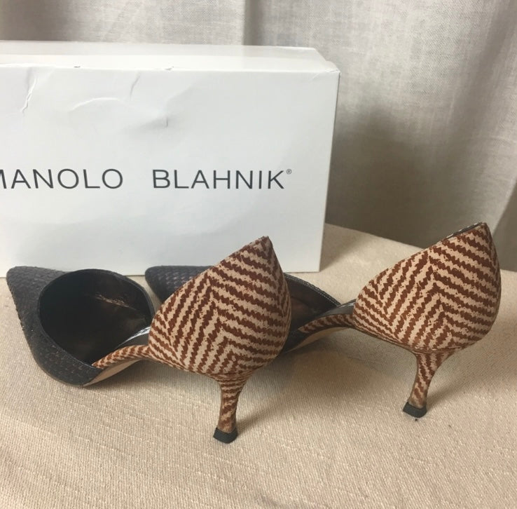 MANOLO BLAHNIK Herringbone Wool Heels *Size 7.5