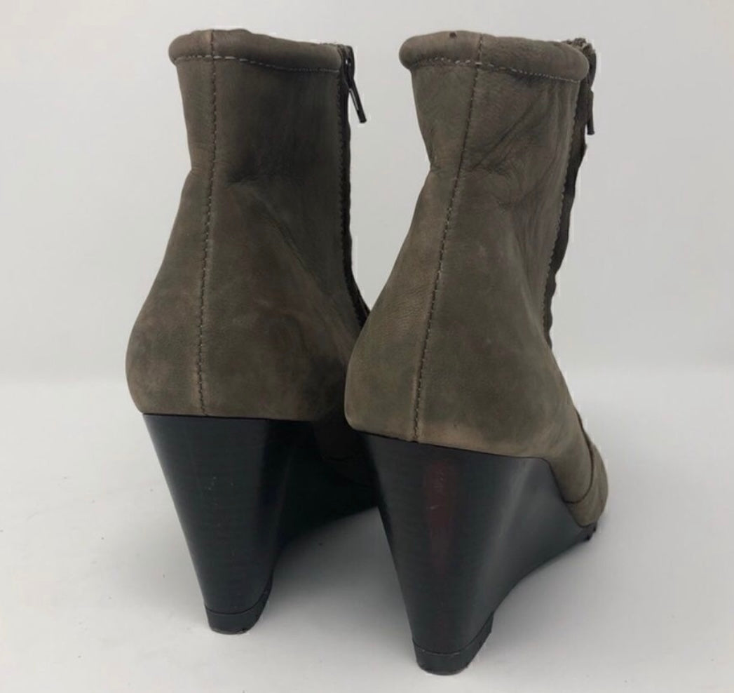 HALSTON Wedge Booties Size 8.5
